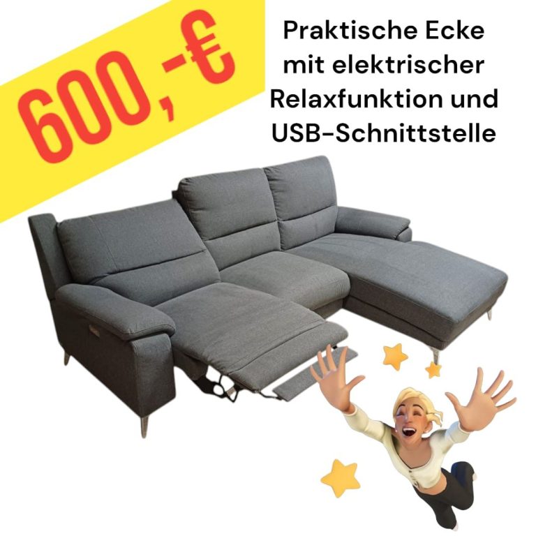 Graue Eckcouch mit elektrischer Relaxfunktion und USB-Schnittstelle, Preis: 600 €.